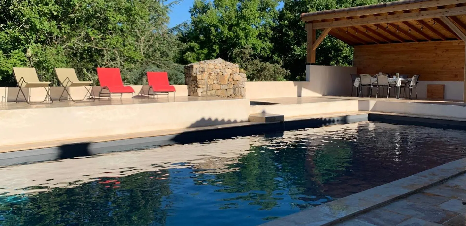 Le Mazet studio avec terrasse et spa privatif Saint Alban Auriolles 0*,  France